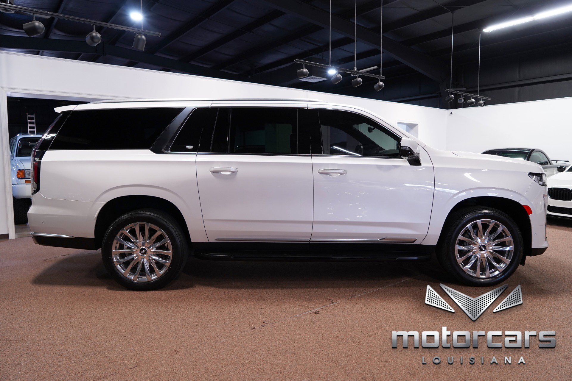 Used 2022 Cadillac Escalade ESV Premium Luxury image 8