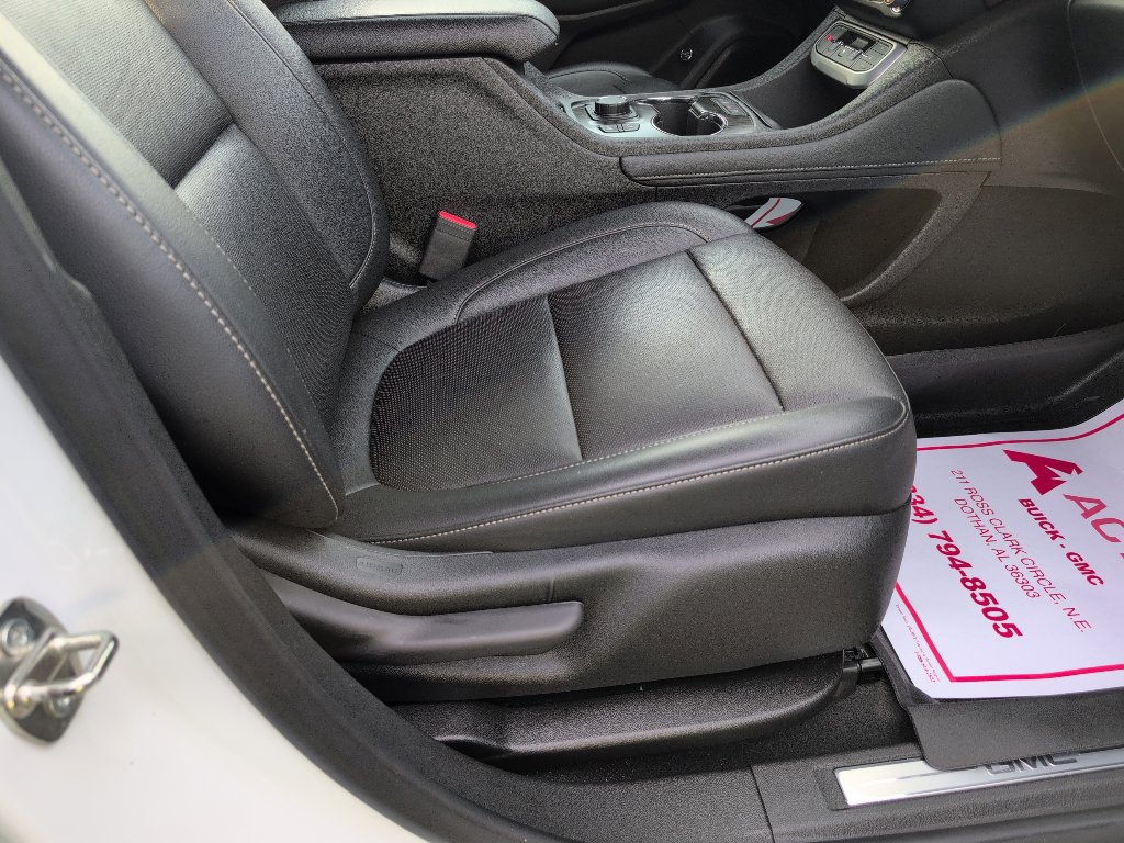 Used 2023 GMC Acadia SLT image 10