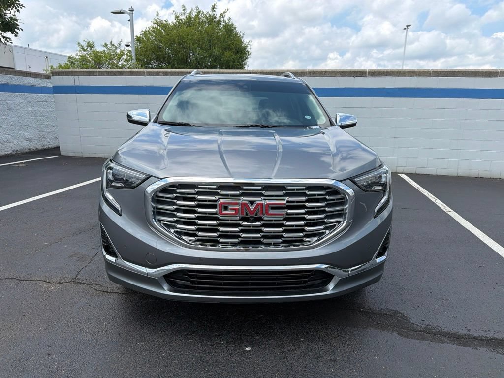 Used 2018 GMC Terrain Denali w/ Advanced Safety Package FWD image 8