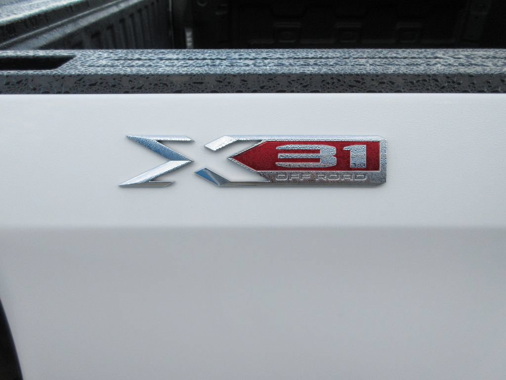 Certified 2024 GMC Sierra 1500 Elevation w/ Elevation Premium Package AWD/4WD image 13