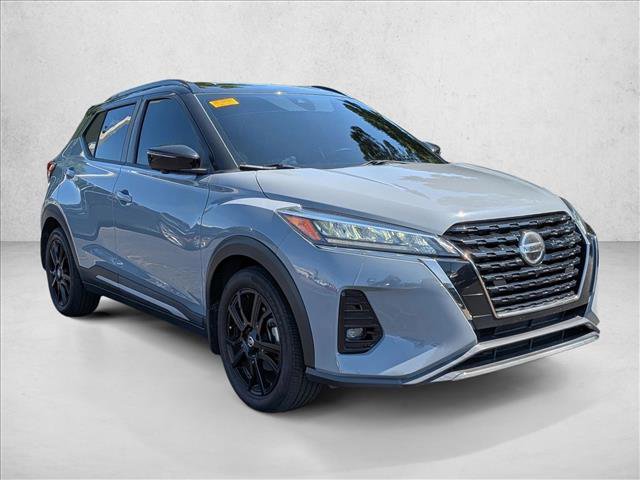 Used 2021 Nissan Kicks SR w/ SR Premium Package FWD image 4