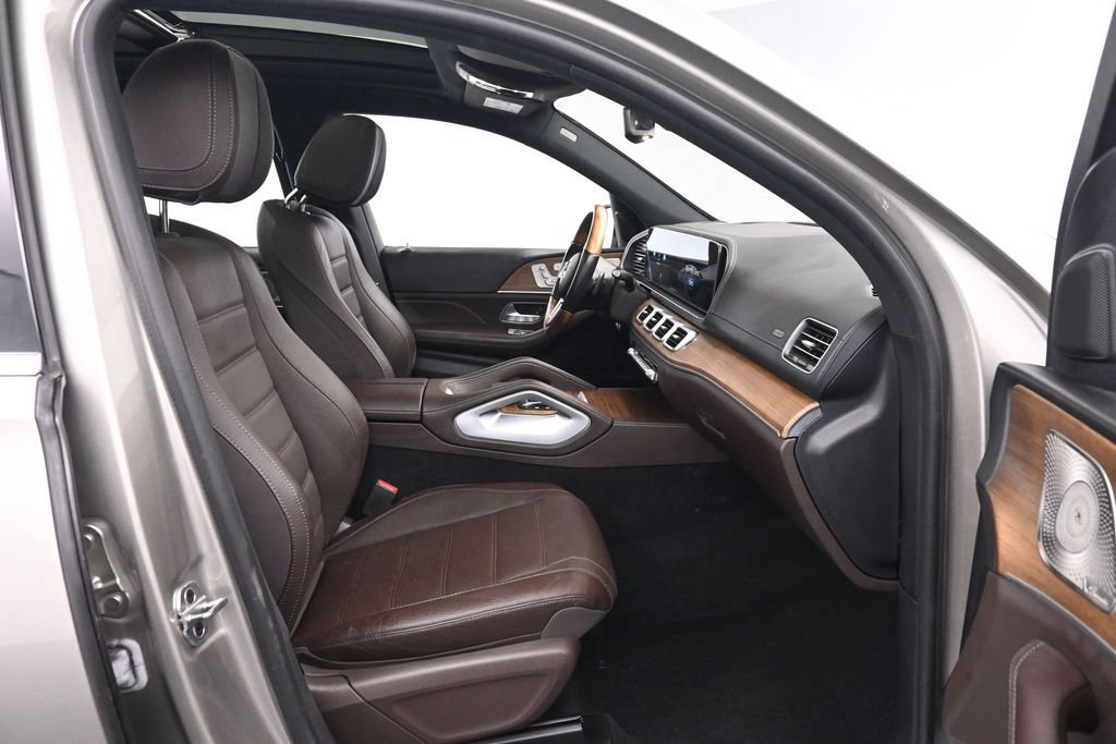 Used 2022 Mercedes-Benz GLS 450 4MATIC image 28