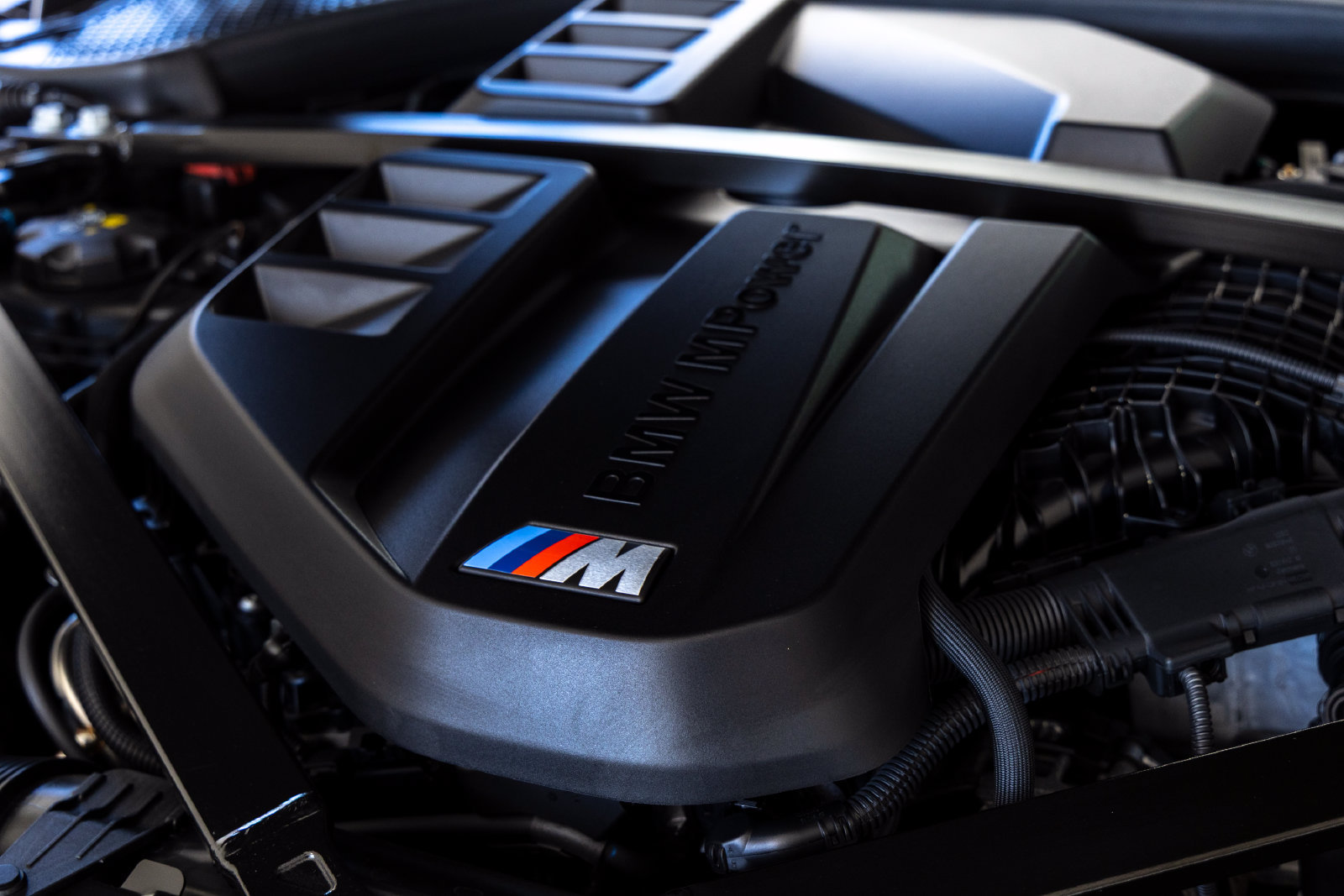 Certified 2026 BMW M4 xDrive Competition w/ Executive Package AWD/4WD image 35