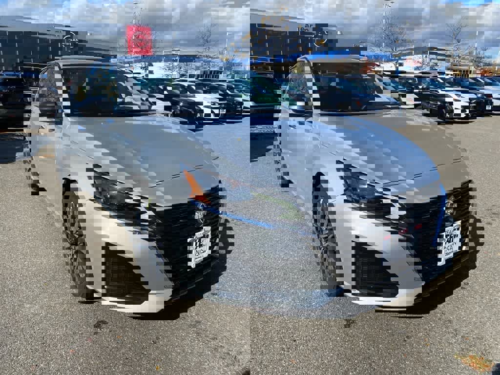 New 2025 Nissan Altima 2.5 SV