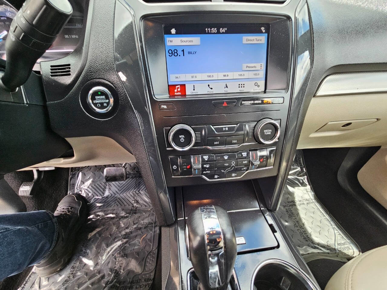 Used 2017 Ford Explorer Platinum AWD/4WD image 19