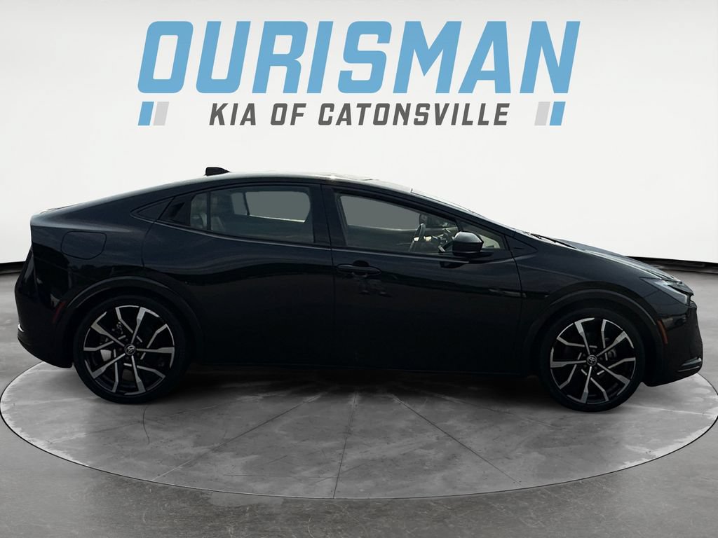 Used 2023 Toyota Prius Prime FWD image 7