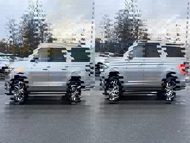 Used 2022 Ford Expedition Max Limited image 6