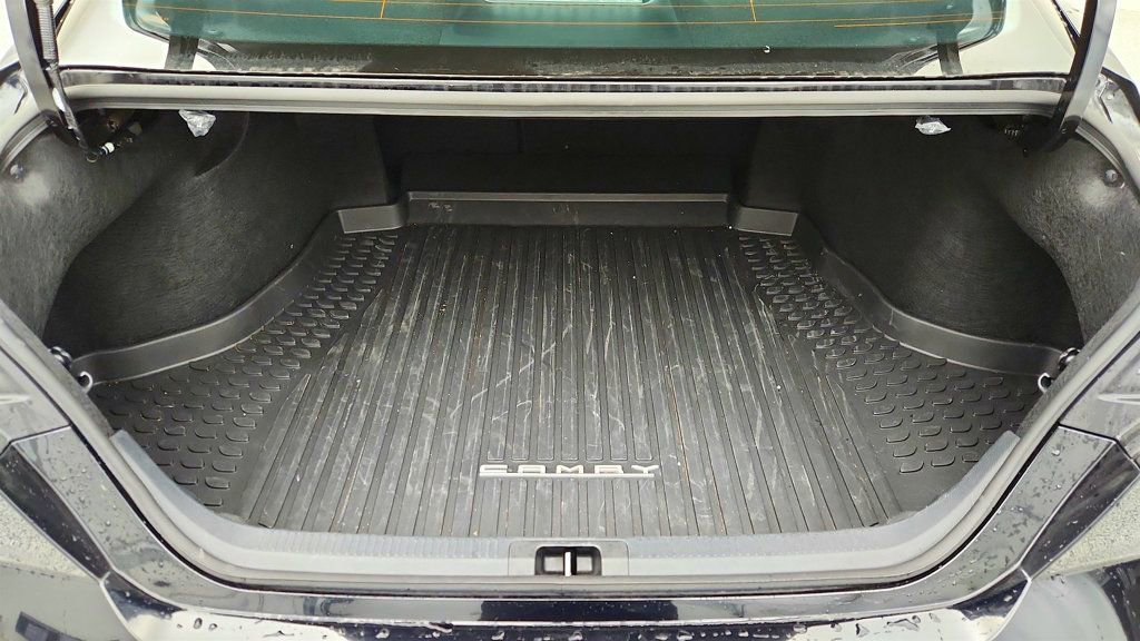 Used 2025 Toyota Camry SE w/ Convenience Package image 19