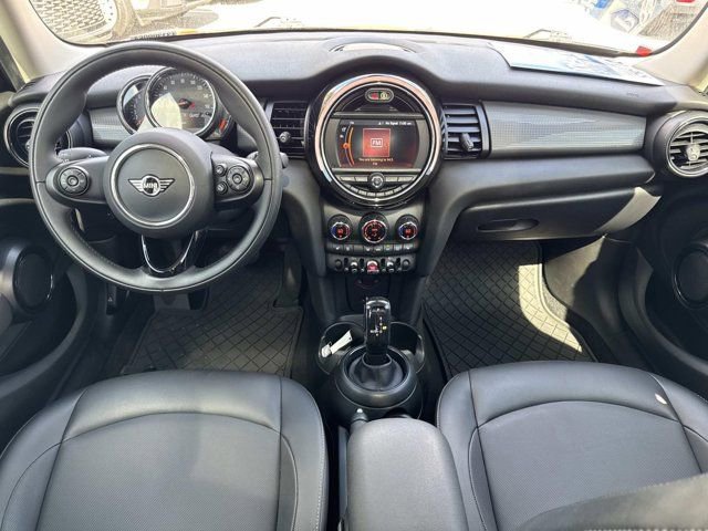 Used 2021 MINI Cooper 4-Door Hardtop image 20