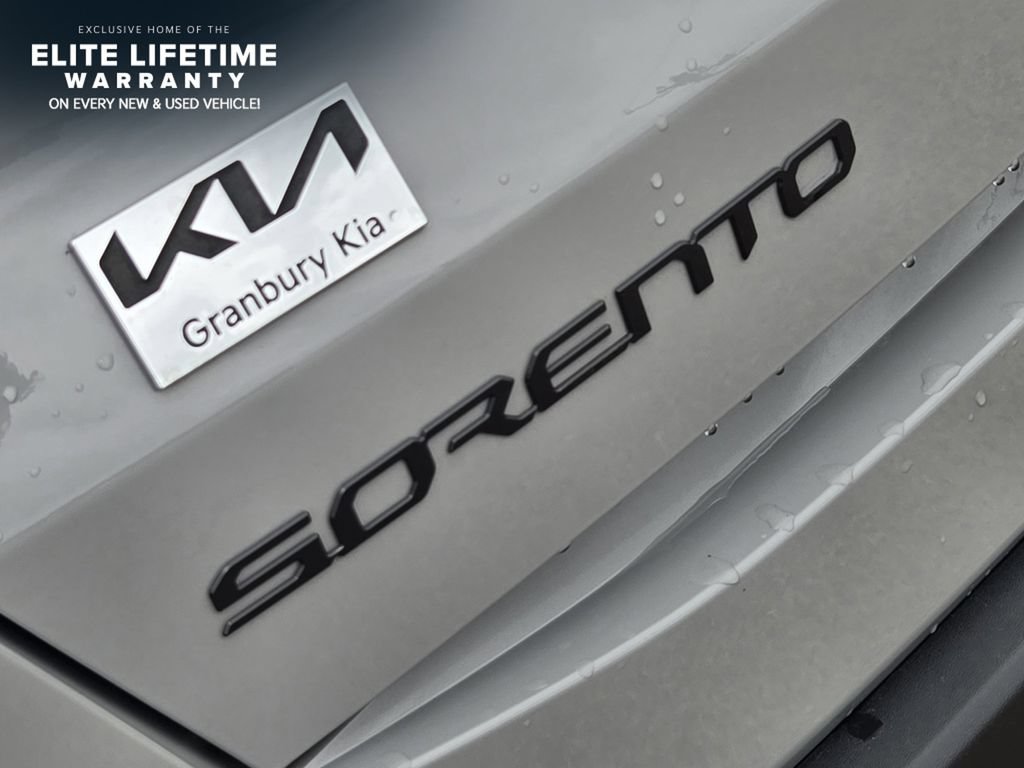 Certified 2025 Kia Sorento SX AWD/4WD image 8