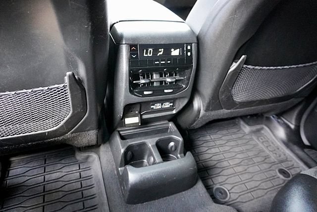 Used 2023 Jeep Grand Cherokee L Altitude AWD/4WD image 20