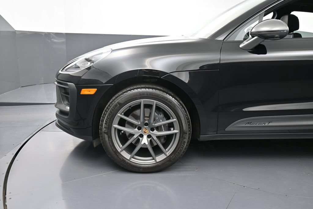 Certified 2024 Porsche Macan Turbo AWD/4WD image 12