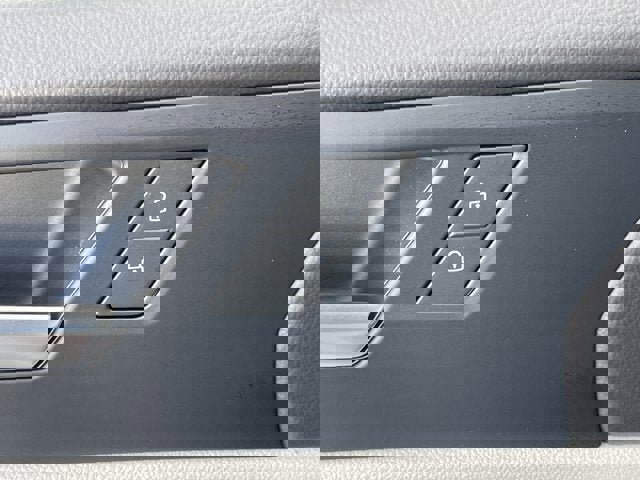 New 2025 Volkswagen Jetta SE image 14