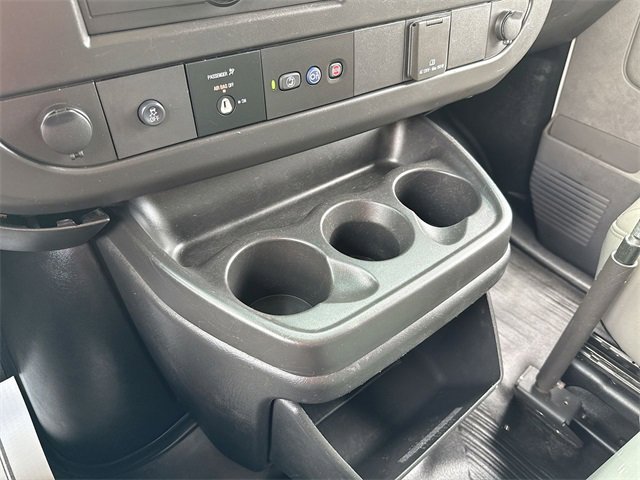 Used 2019 Chevrolet Express 3500 Extended w/ Driver Convenience Package image 18