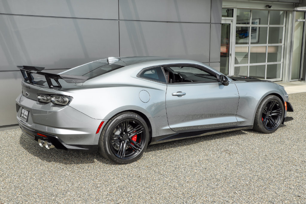 Used 2023 Chevrolet Camaro ZL1 RWD image 5
