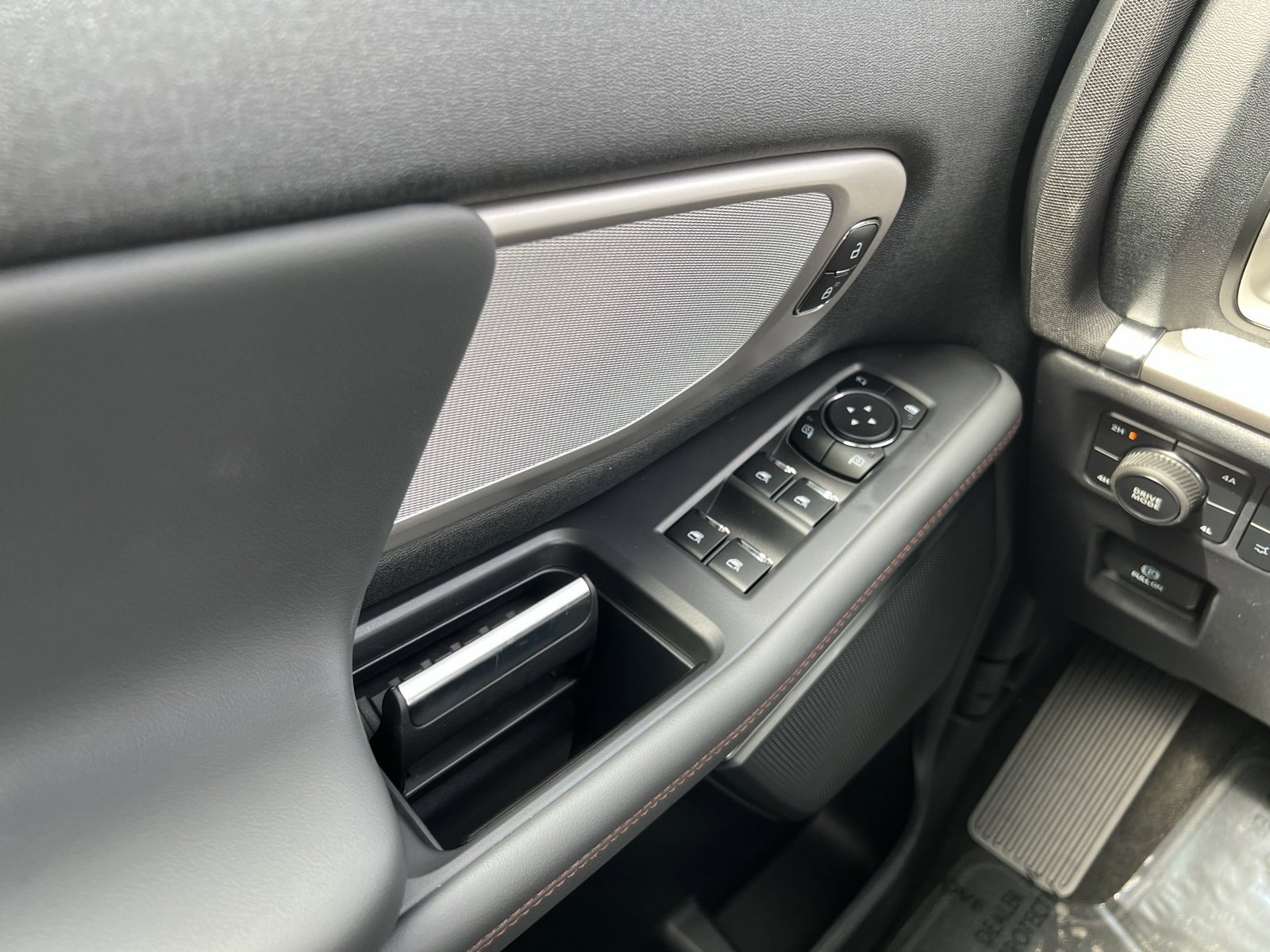 New 2025 Ford Expedition Max Active image 30