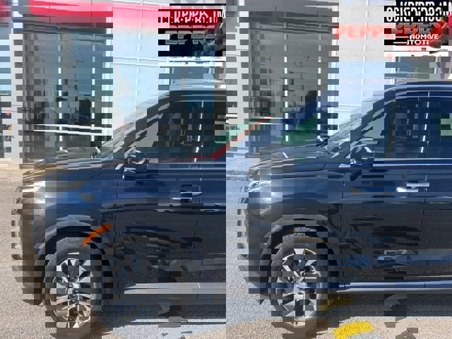 Used 2020 Hyundai Palisade SEL image 2