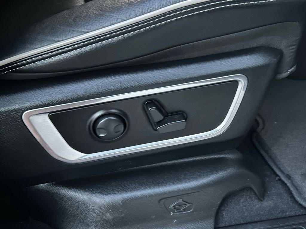 Certified 2025 RAM 1500 Laramie w/ Sport Appearance Package image 31