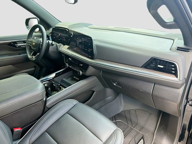 Used 2026 Chevrolet Tahoe Premier RWD image 15