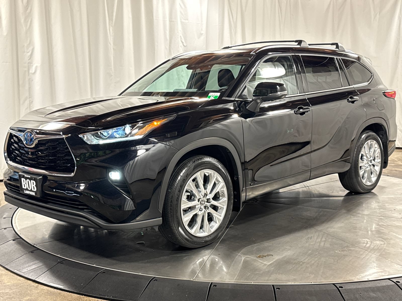 Used 2023 Toyota Highlander Limited