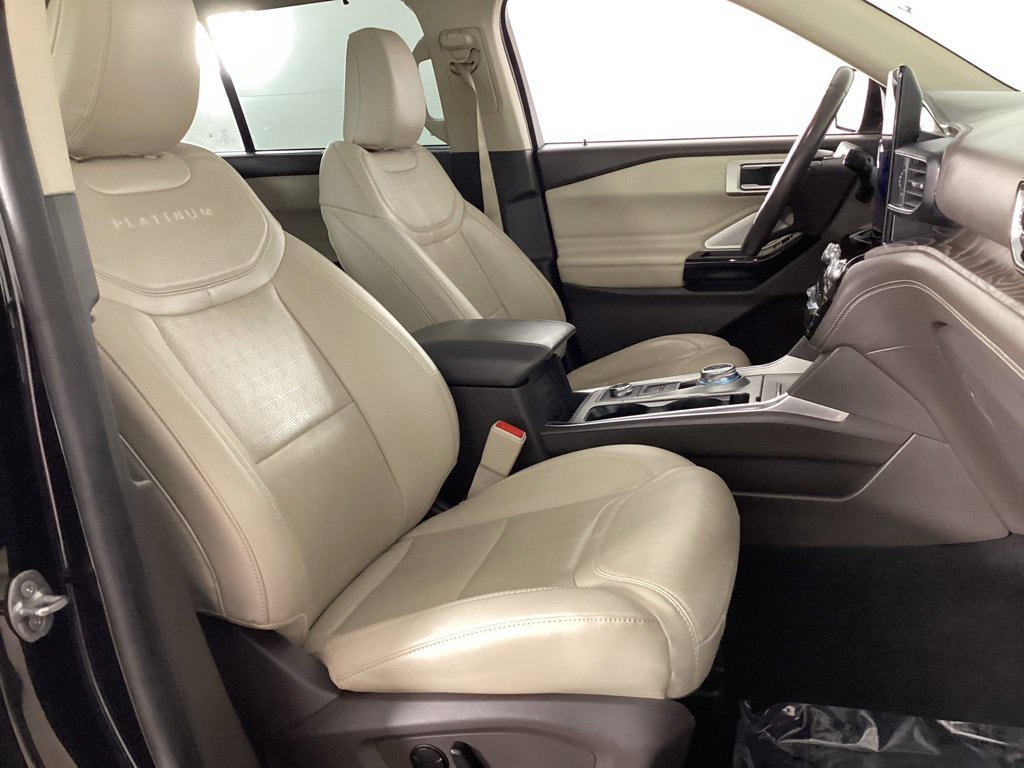 Used 2022 Ford Explorer Platinum w/ Equipment Group 601A AWD/4WD image 24