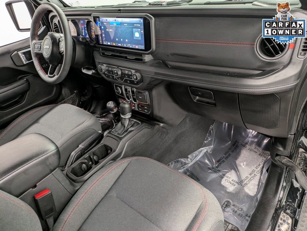 Used 2024 Jeep Wrangler Unlimited Rubicon w/ Technology Group image 30