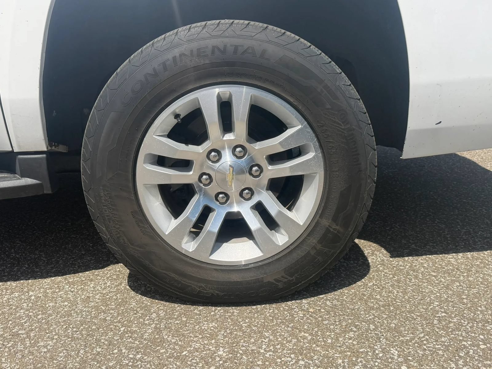 Used 2020 Chevrolet Suburban LT AWD/4WD image 37