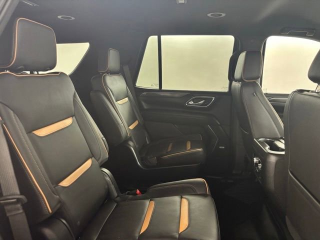 Used 2024 GMC Yukon AT4 w/ Technology Package AWD/4WD image 16