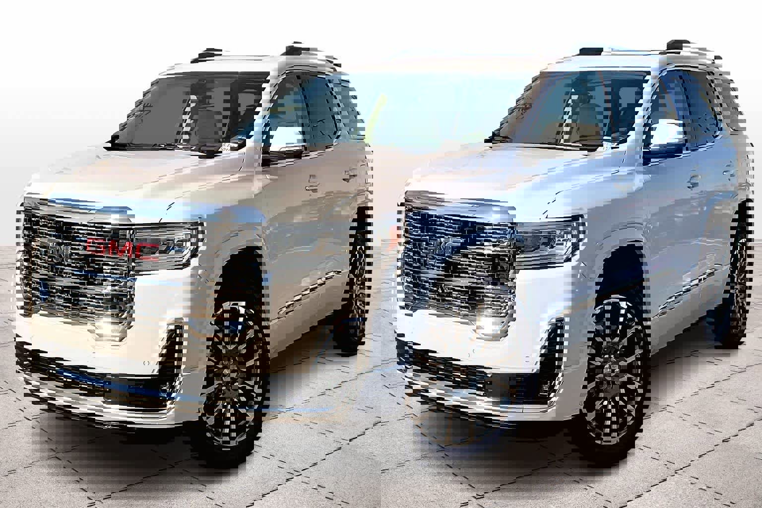 Used 2022 GMC Acadia Denali w/ Denali Ultimate Package image 1