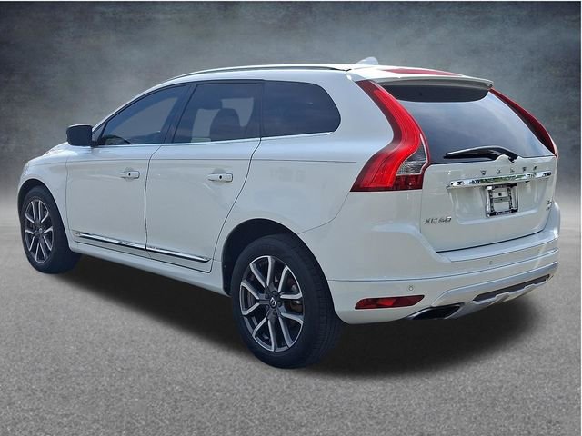 Used 2017 Volvo XC60 T6 Dynamic w/ Climate Package image 4