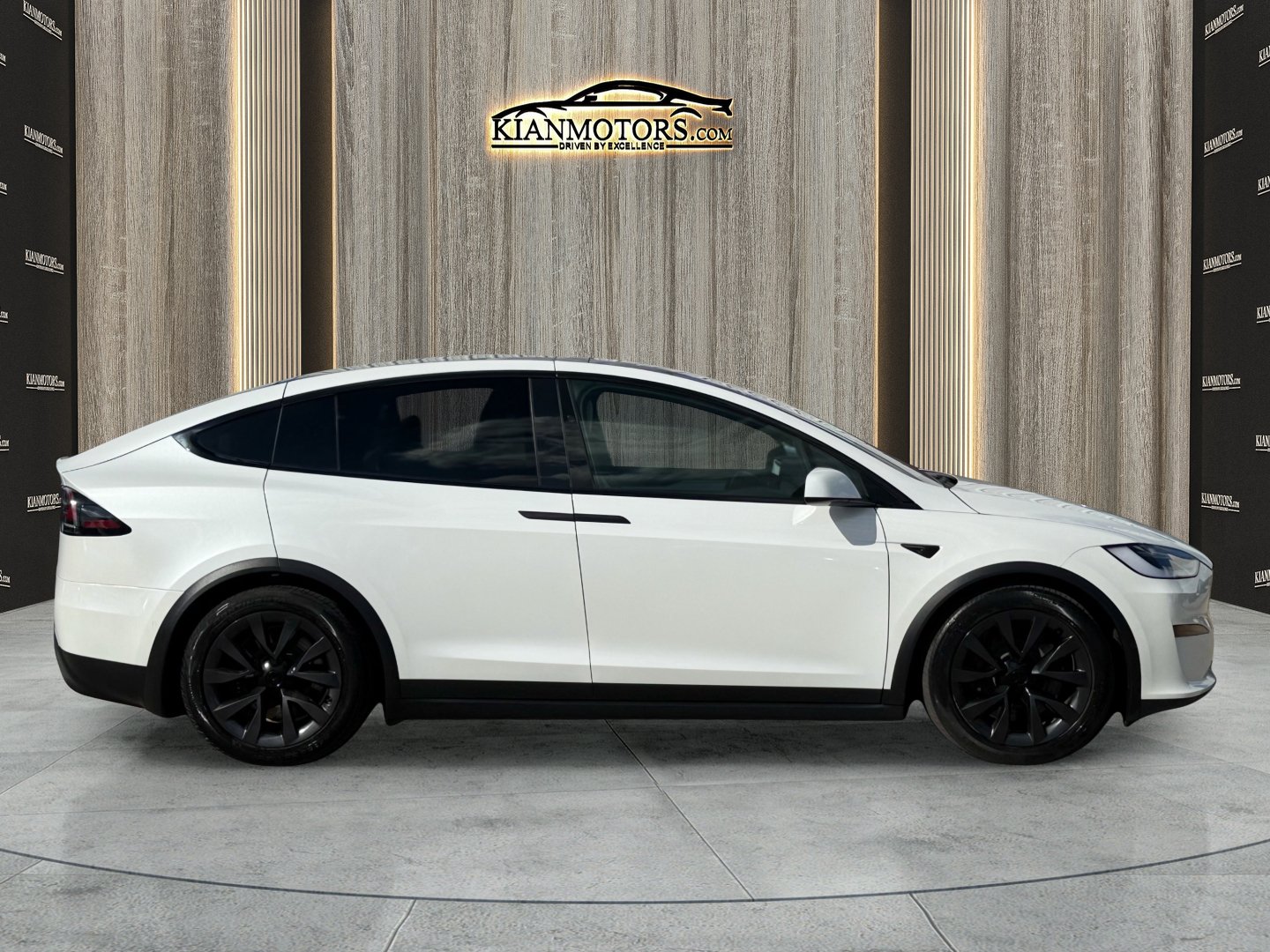 Used 2023 Tesla Model X AWD/4WD image 13