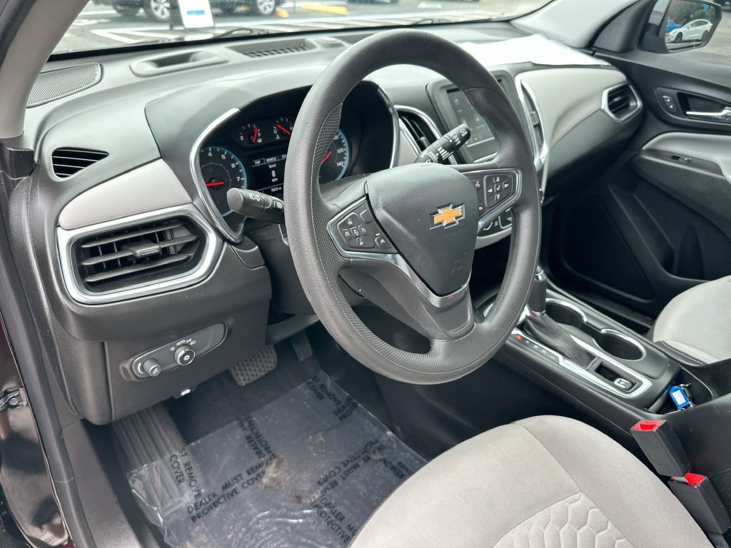 Used 2021 Chevrolet Equinox LS FWD image 9