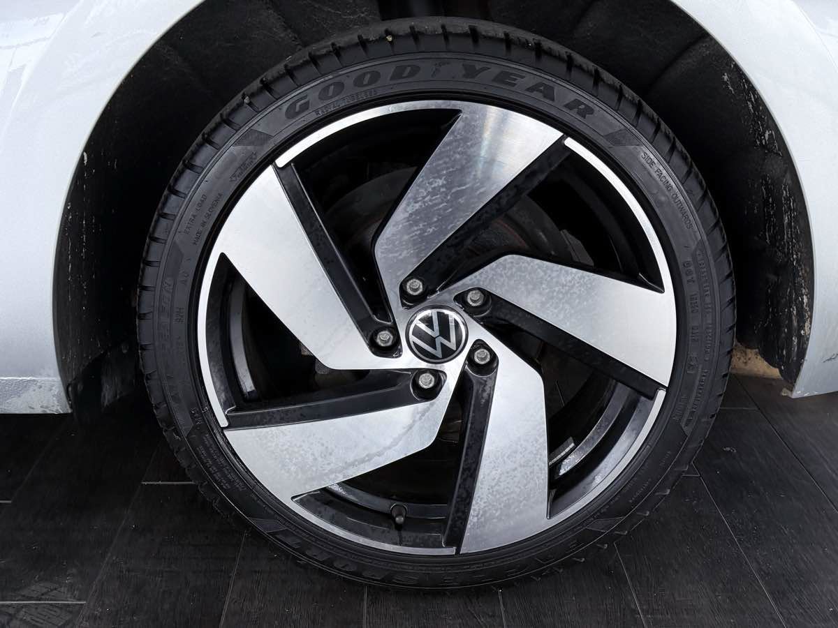 Used 2015 Volkswagen Beetle 1.8T FWD image 24