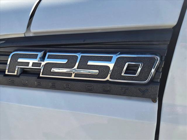 Used 2015 Ford F250 XL w/ Power Equipment Group AWD/4WD image 12