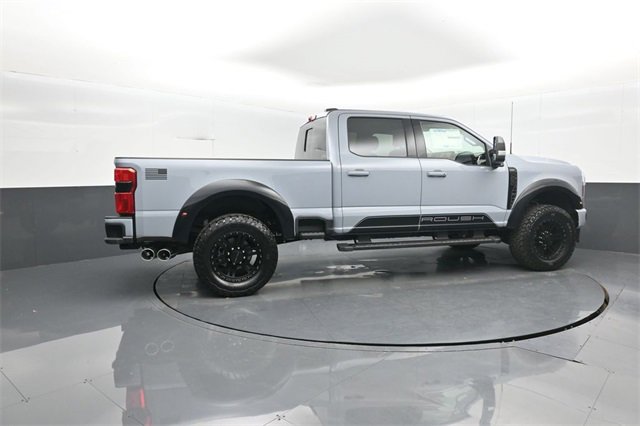 New 2026 Ford F250 Lariat w/ Black Appearance Package image 8