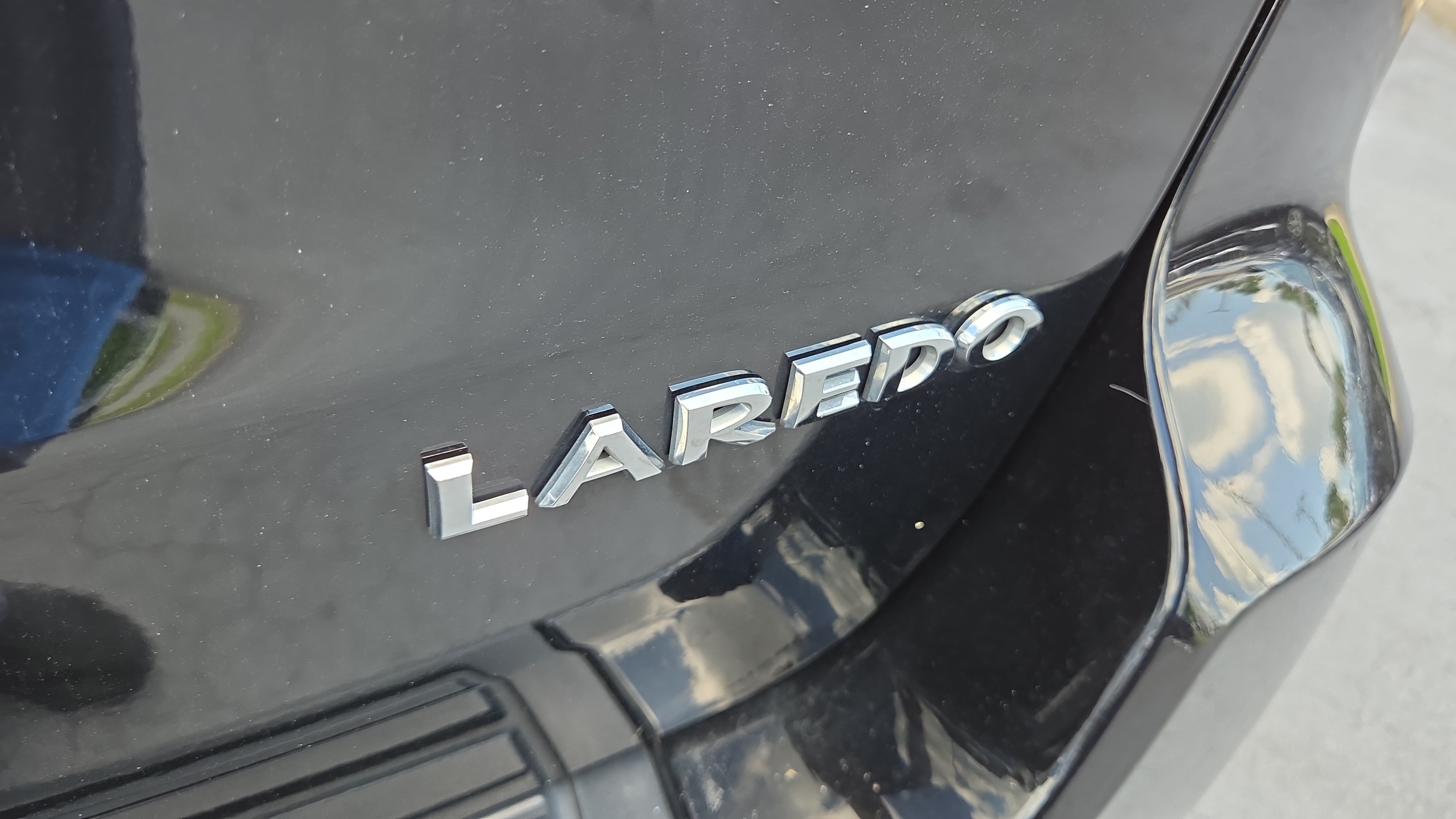 Used 2021 Jeep Grand Cherokee Laredo RWD image 36