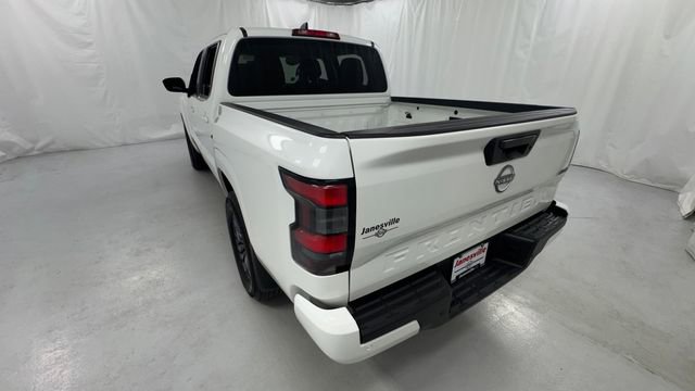 Used 2025 Nissan Frontier SV AWD/4WD image 5
