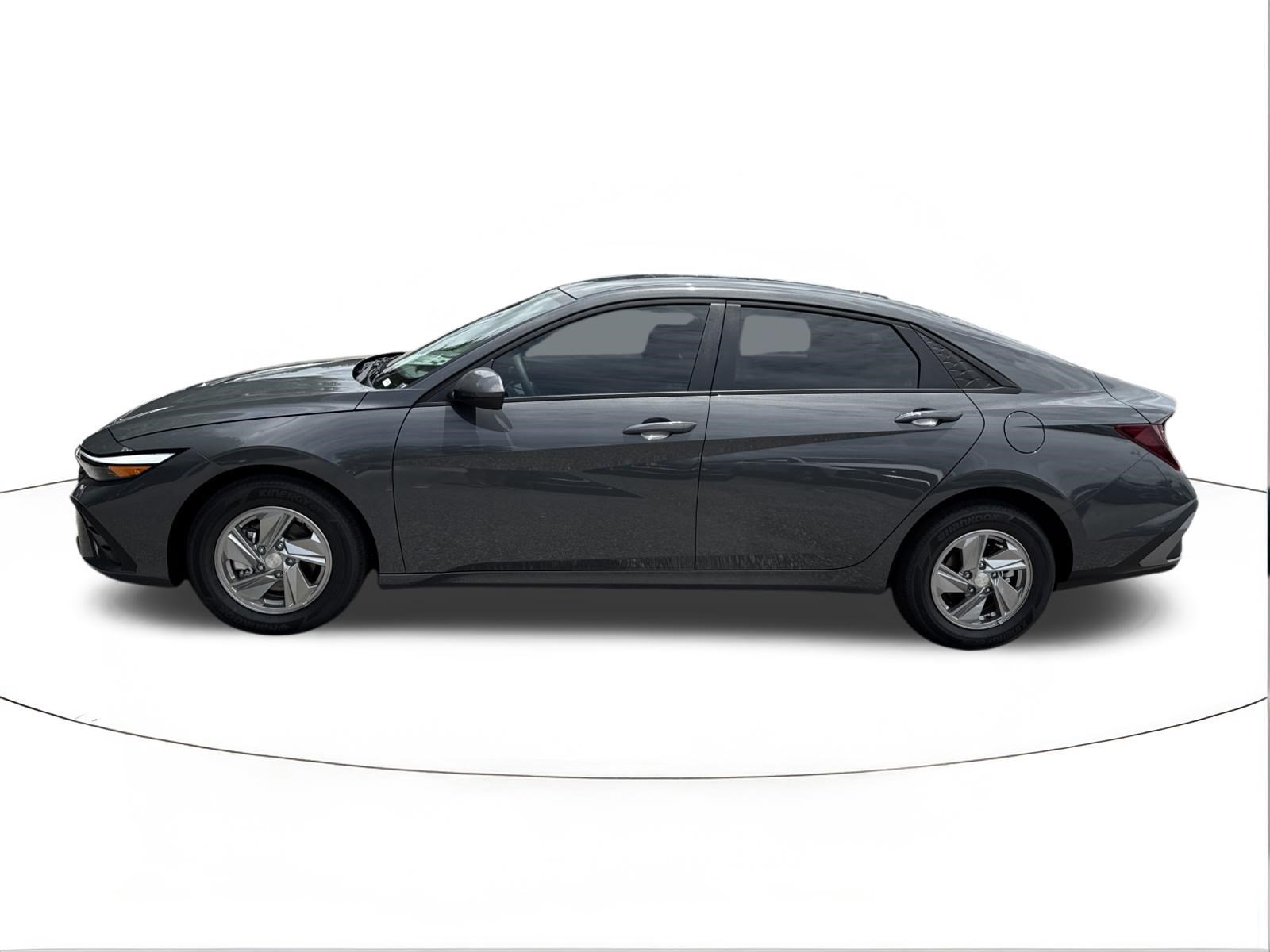 New 2026 Hyundai Elantra SE FWD image 6