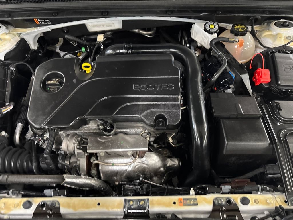 Used 2025 Chevrolet Malibu LT image 13