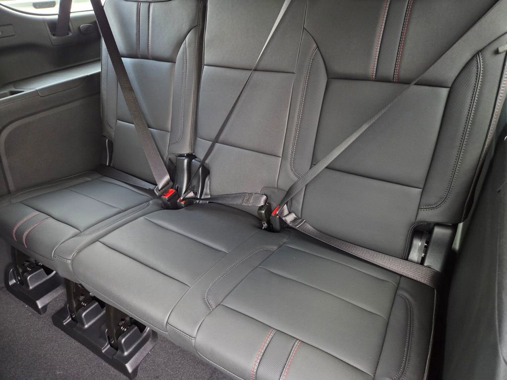 New 2026 Chevrolet Suburban RST w/ Comfort Package image 8