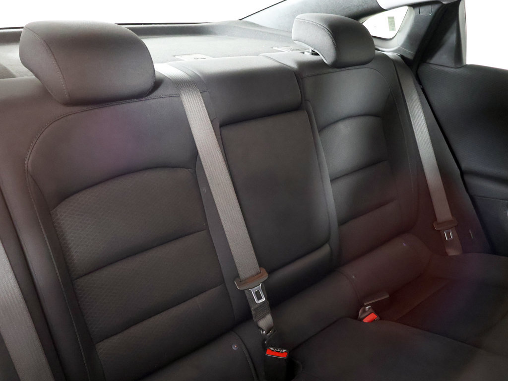 Used 2025 Chevrolet Malibu LT FWD image 32