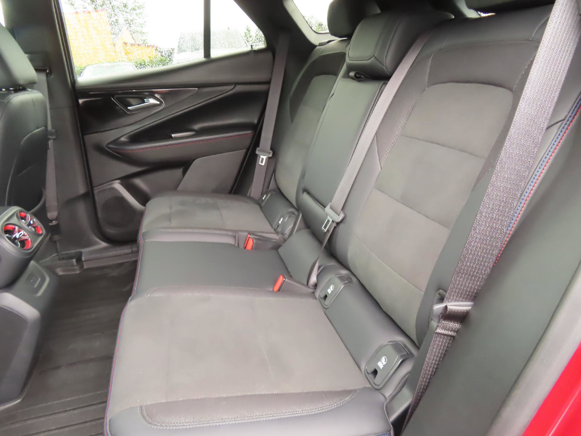 Used 2025 Chevrolet Blazer EV RS AWD/4WD image 38