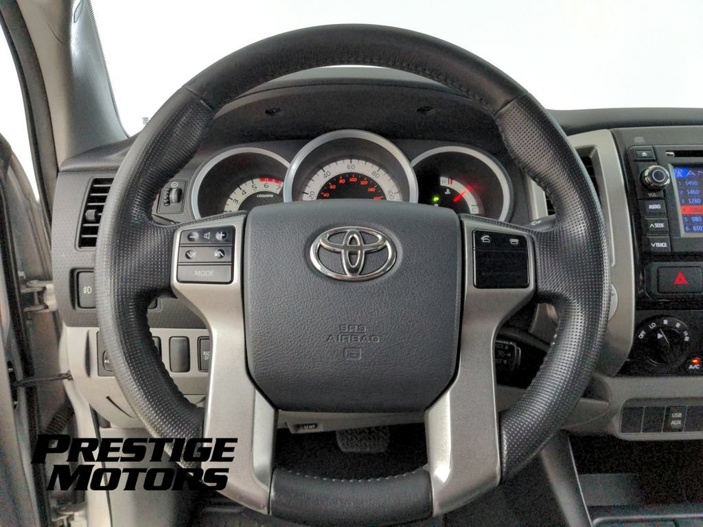 Used 2013 Toyota Tacoma 4x4 Double Cab w/ SR5 Pkg image 16