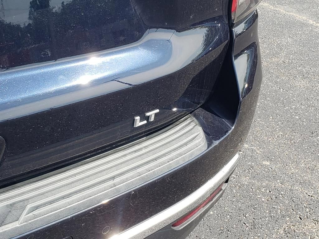 Used 2022 Chevrolet Tahoe LT w/ LT Signature Package image 11