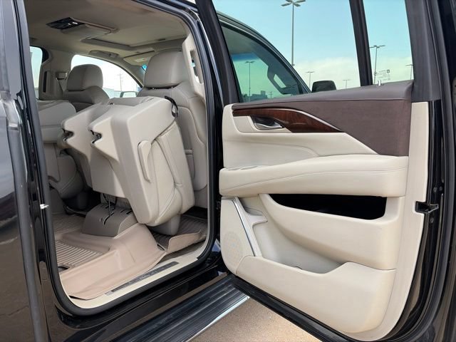 Used 2016 Cadillac Escalade ESV Premium AWD/4WD image 47