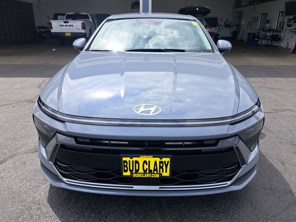 Used 2026 Hyundai Sonata SE FWD image 8