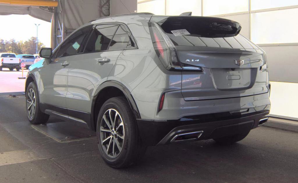Used 2024 Cadillac XT4 Sport FWD image 5