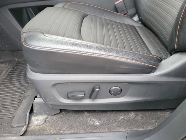 Used 2024 Nissan Pathfinder Rock Creek image 16