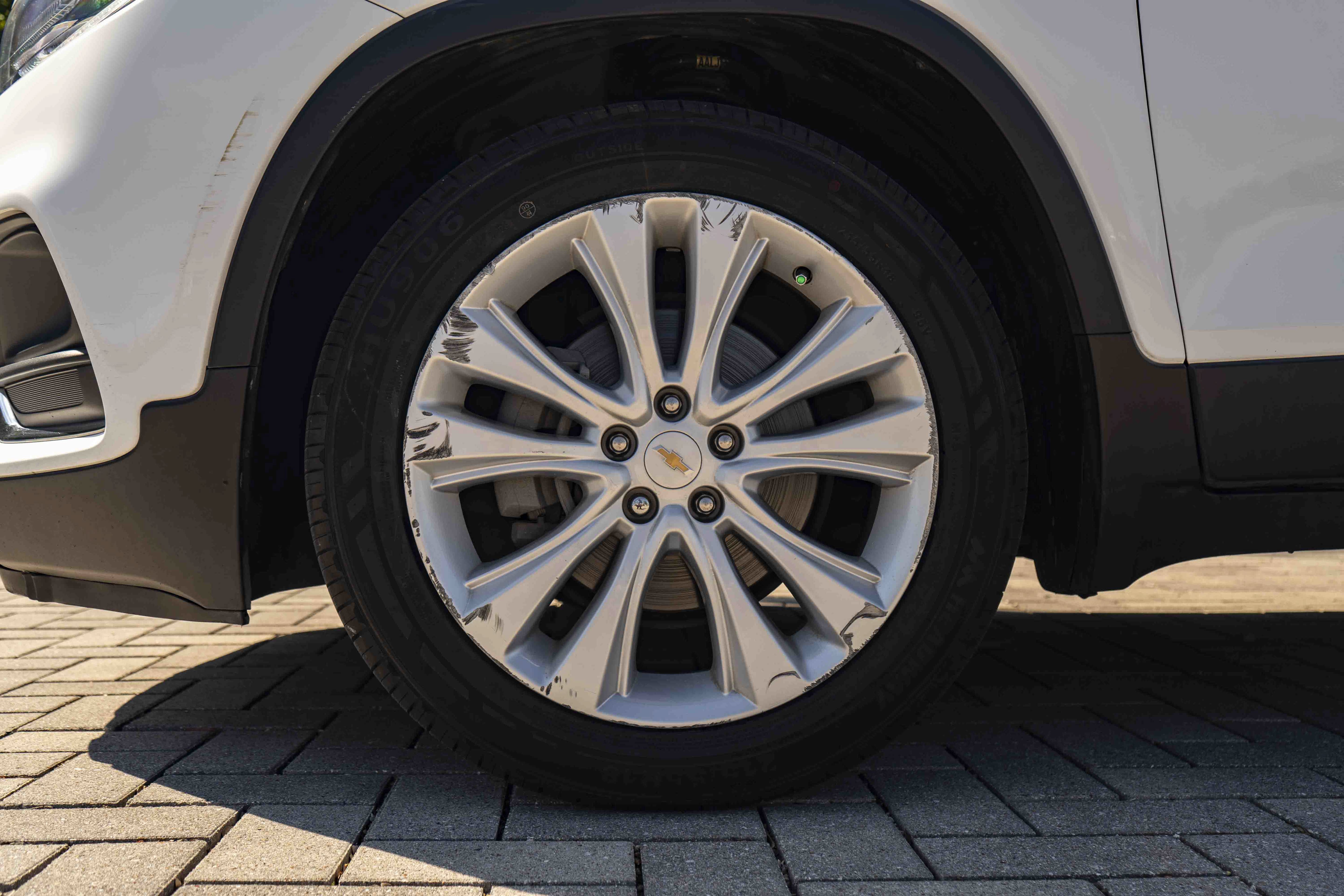 Used 2020 Chevrolet Trax Premier FWD image 13