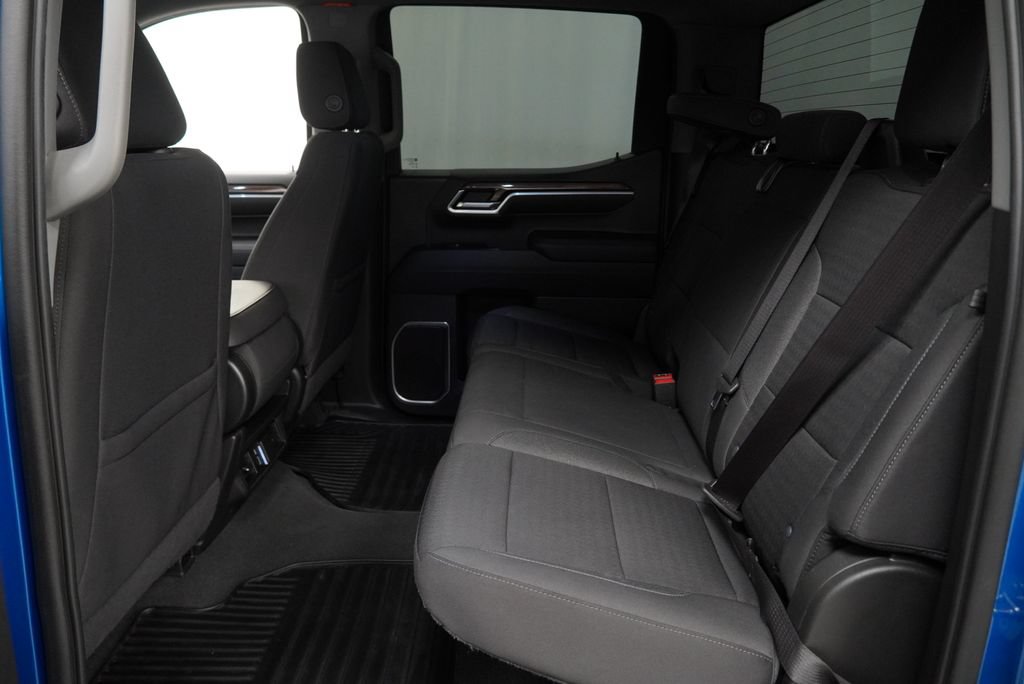 Certified 2022 Chevrolet Silverado 1500 LT AWD/4WD image 13